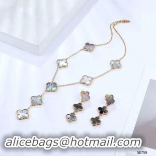 Stylish Van Cleef & Arpels Necklace CE2370