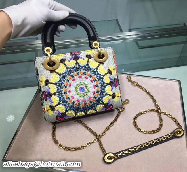 Best Grade MINI LADY DIOR EMBROIDERED BAG M0598CRMH