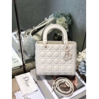 Most Popular LADY DIOR ULTRA-MATTE MEDIUM BAG M0565IL white