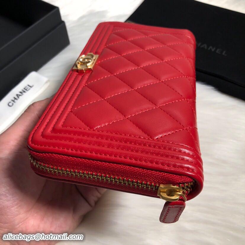 Good Looking Chanel Lambskin & Gold-Tone Metal A81799 red