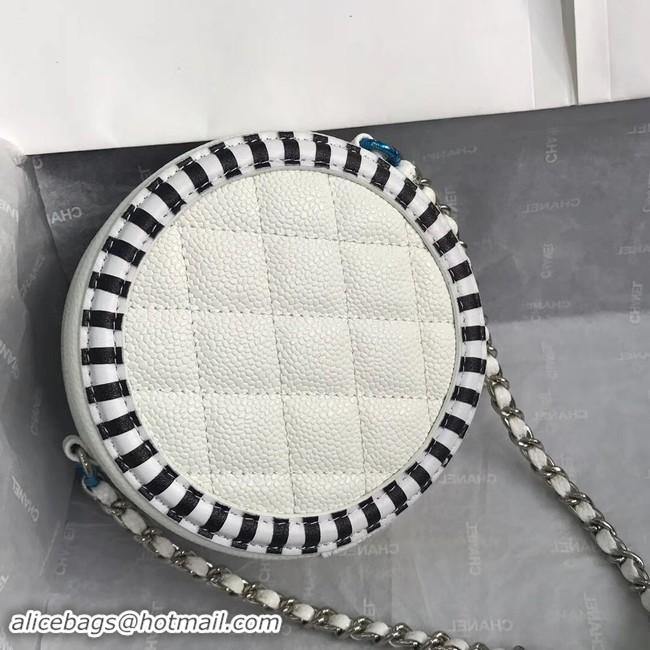 Crafted Chanel Original Clutch with Chain B81599 white