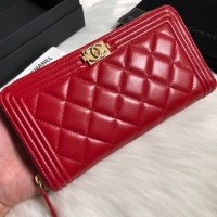 Good Looking Chanel Lambskin & Gold-Tone Metal A81799 red