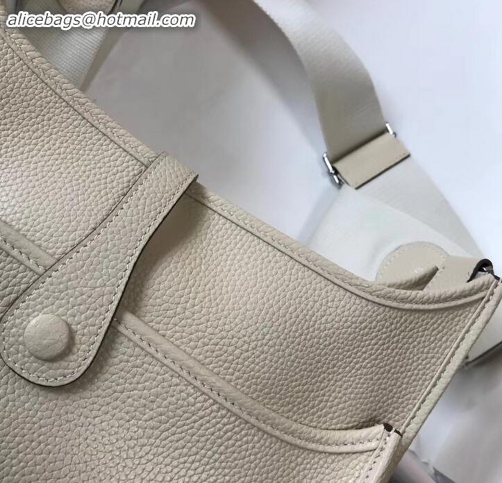 Sumptuous Hermes Togo Leather Evelyne III PM Bag H091401 creamy