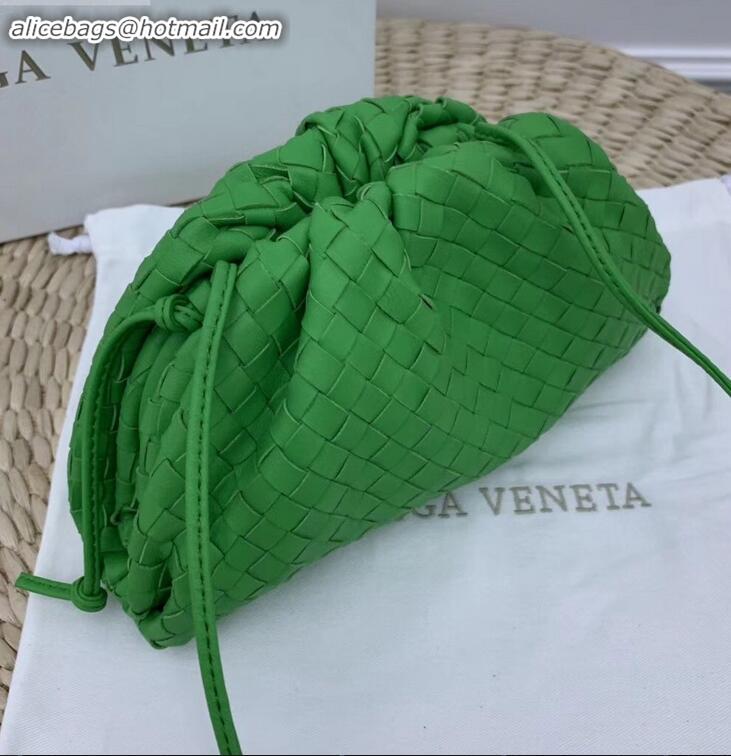 Grade Bottega Veneta Frame Pouch Clutch Small Bag with Strap In Intrecciato Woven Leather BV90721 Green 2019