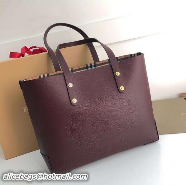 Imitation BURBERRY Embossed crest leather tote 13134 Burgendy