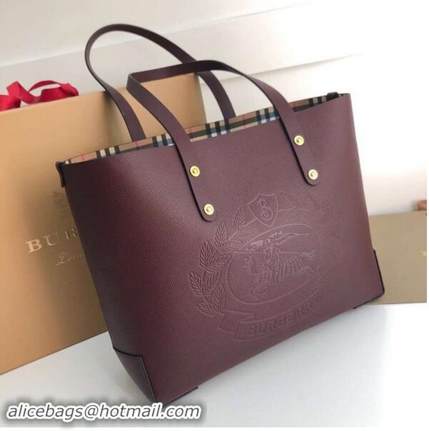 Imitation BURBERRY Embossed crest leather tote 13134 Burgendy