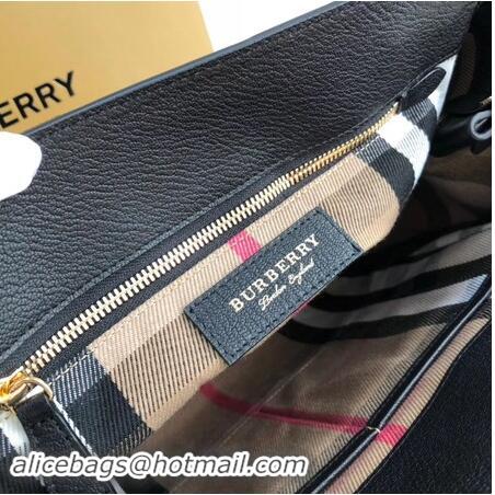 Refined BURBERRY Medium Banner tote bag 0221 black