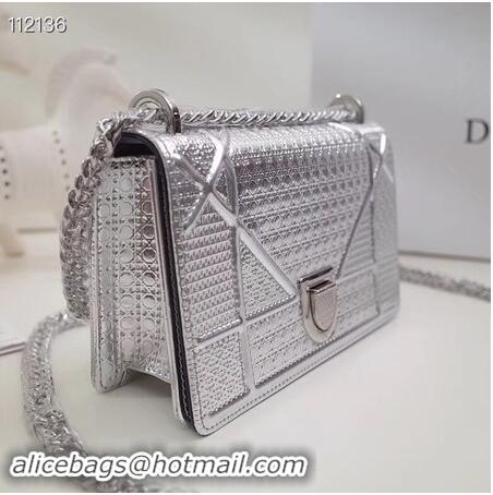 Fashion Show Collection Dior DIORAMA leather Chain bag S0328 silver