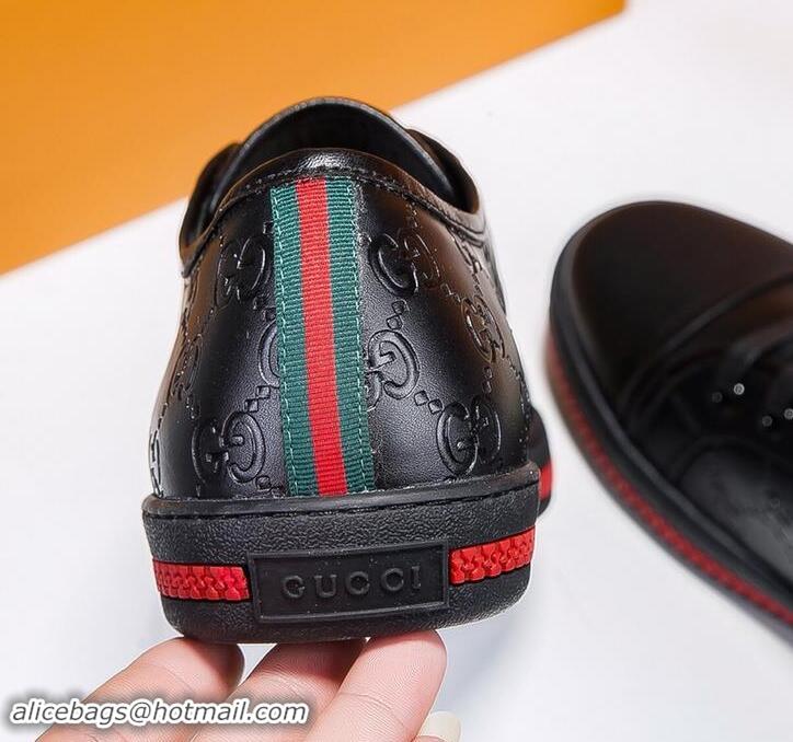 Pretty Style Gucci Shoes Men Low-Top Sneakers GGsh097