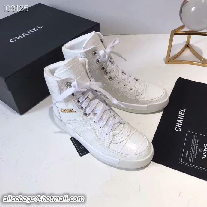 Unique Style Chanel Shoes Crocodile CH2535JYX White