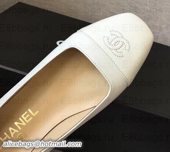 Purchase Chanel CC Logo Ballerinas G35237 White 2019