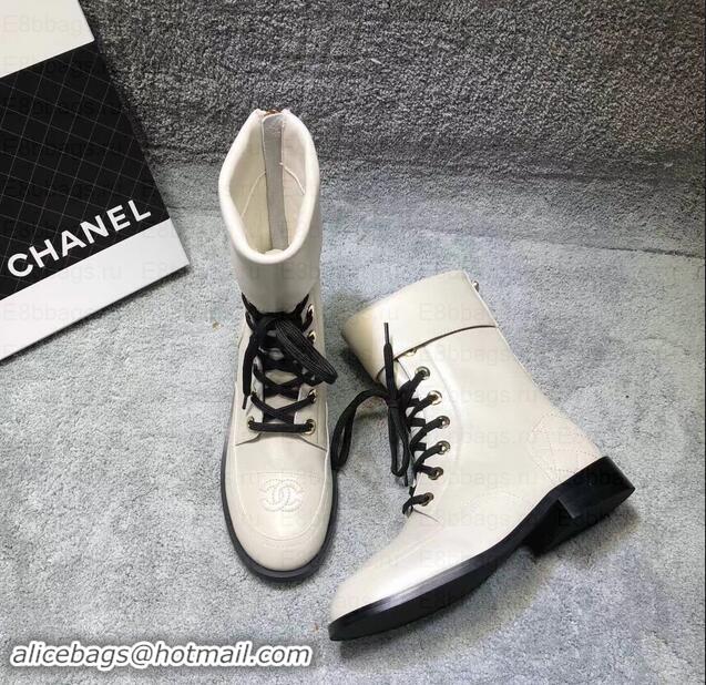 Luxury Chanel CC Logo Pearl Calfskin Lace-Ups Ankle Boots C101601 Creamy 2019