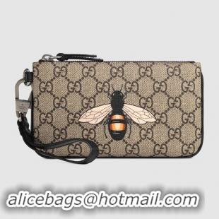 Durable Gucci Bee print GG Supreme pouch 522866