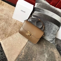 Durable CELINE MEDIUM TRIOMPHE BAG IN SHINY CALFSKIN CL87363 Camel