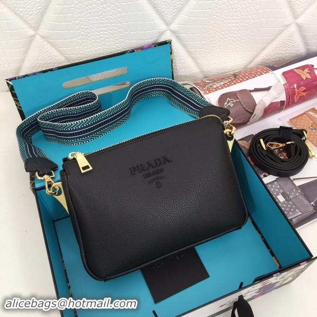 Sumptuous Prada leather shoulder bag 66136 black