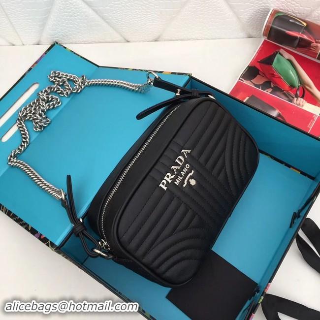 Luxury Prada Calf leather bag 183 black