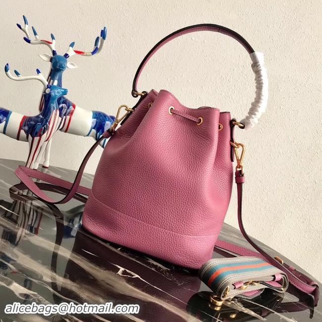 Fashion Prada Leather bucket bag 1BE018 rose