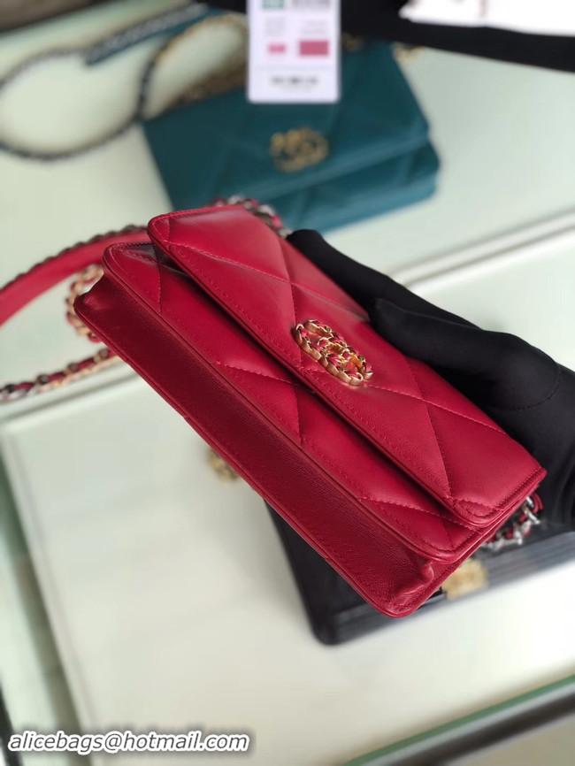 High Quality Chanel 19 Classic Sheepskin Leather Chain Wallet AP0957 Red & Gold-Tone Metal