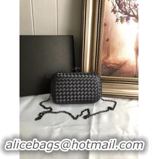 Top Grade BOTTEGA VENETA Knot snakeskin-trimmed satin clutch 62548 dark grey