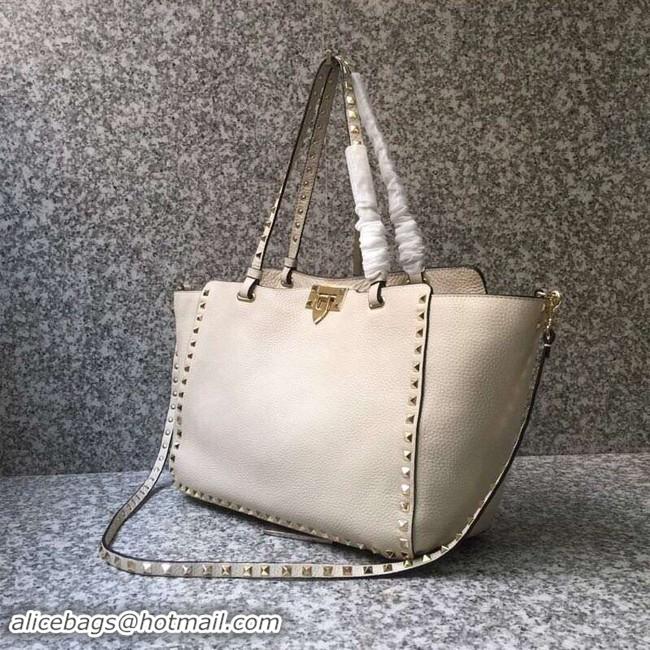 Stylish VALENTINO Rockstud large tote 0973 white