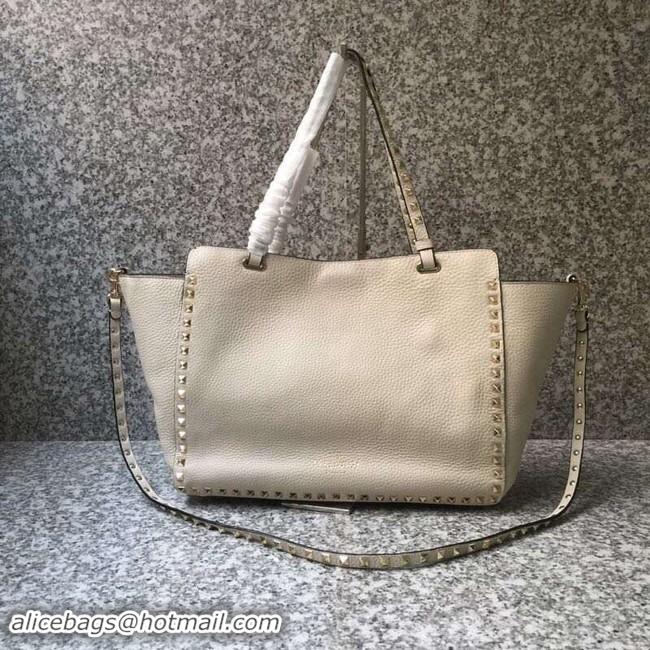 Stylish VALENTINO Rockstud large tote 0973 white