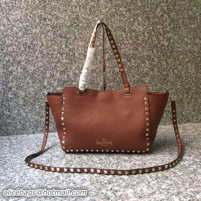 Classic Practical VALENTINO Rockstud medium tote 0972 brown