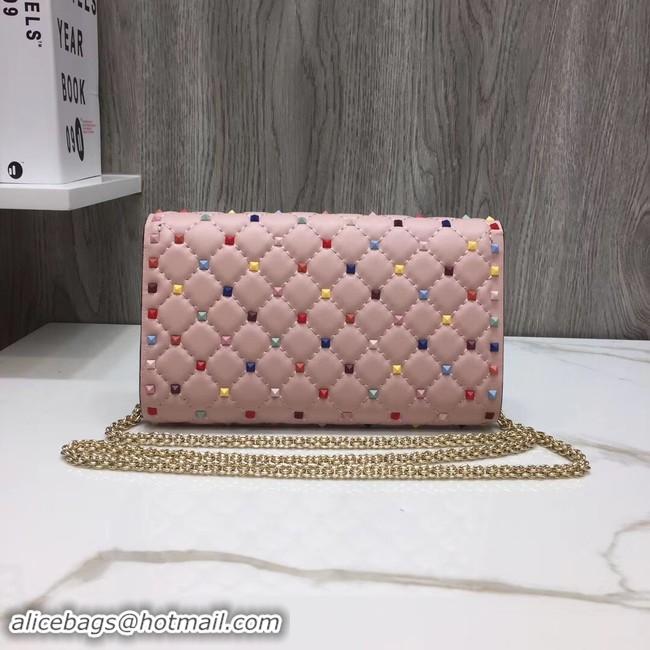 Stylish VALENTINO Rockstud quilted leather cross-body bag 72610 pink