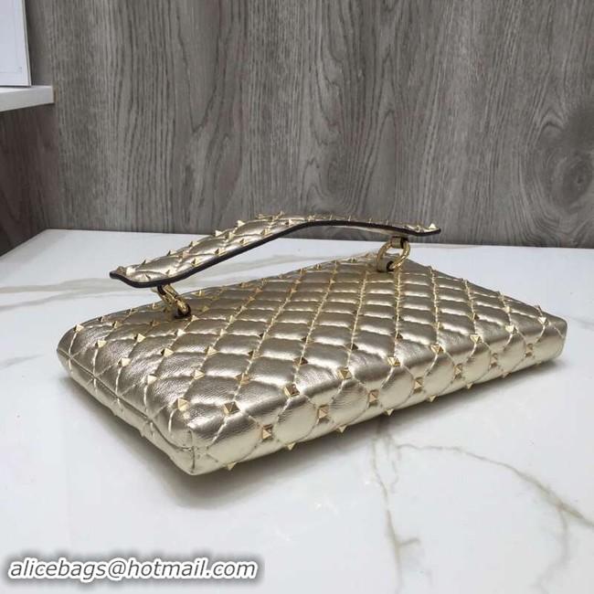 Grade VALENTINO leather clutch 0125 gold