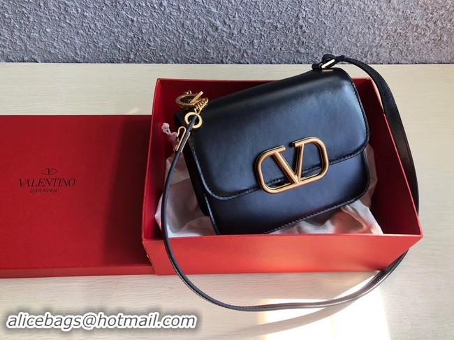 Good Looking VALENTINO Origianl Leather Bag 0074S black