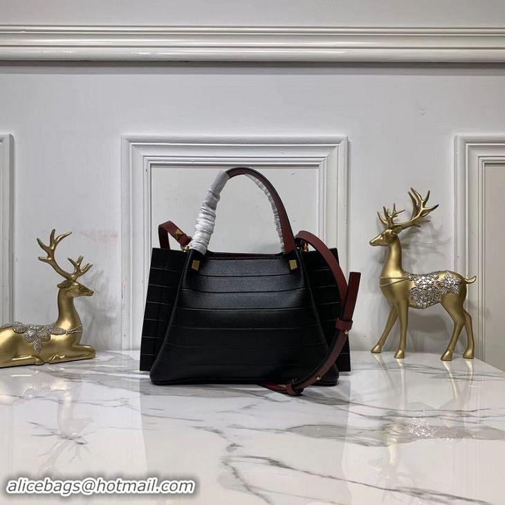 Sumptuous VALENTINO Origianl Leather Bag V0052H Black