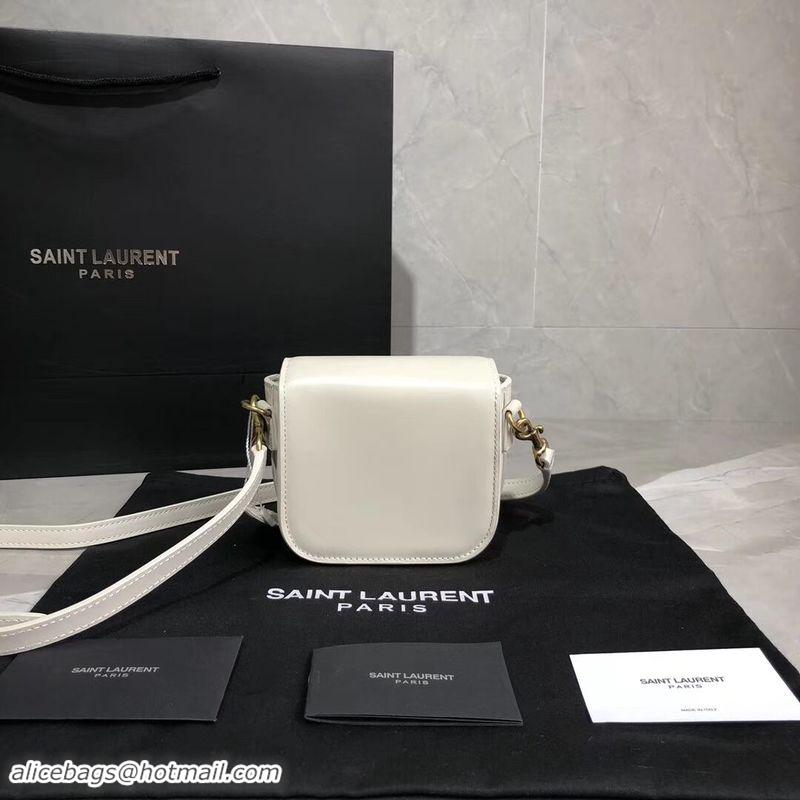 Grade Yves Saint Laurent Shoulder Bag Y566959 White