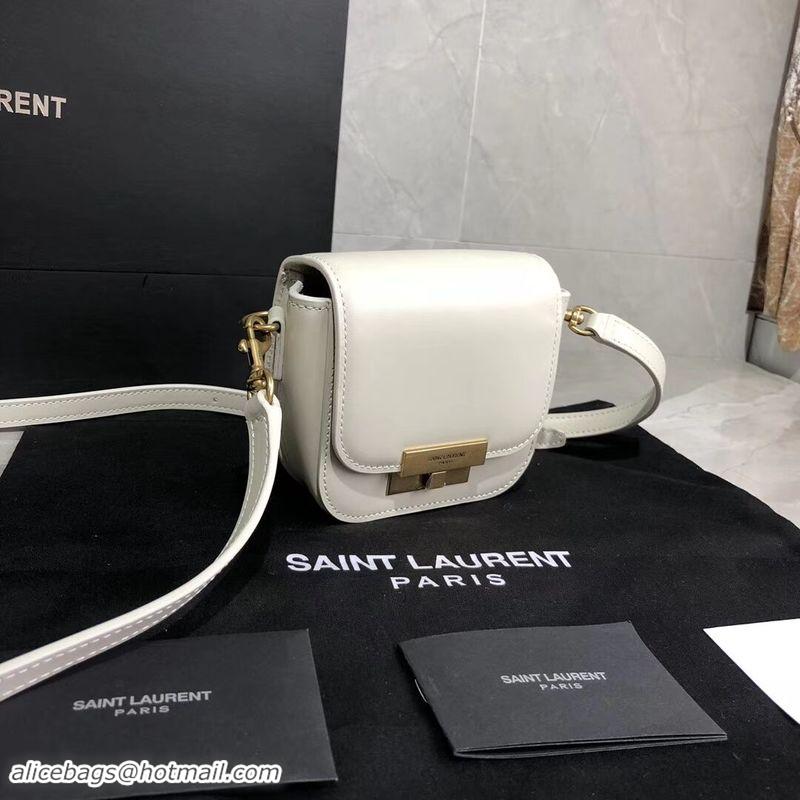 Grade Yves Saint Laurent Shoulder Bag Y566959 White