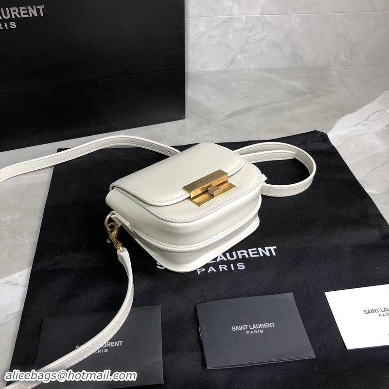 Grade Yves Saint Laurent Shoulder Bag Y566959 White