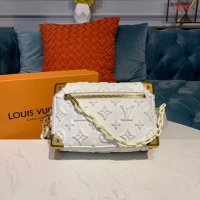 Good Quality Louis Vuitton Original Zipper Shoulder Bag M44480 white