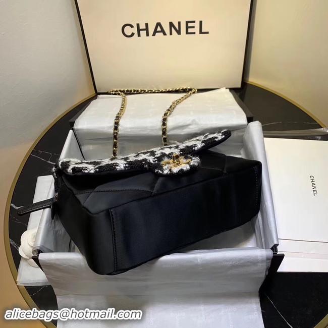 Women Classic CHANEL 19 Flap Bag AS1154 Black&white