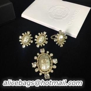 Trendy Design Chanel Earrings CE2031