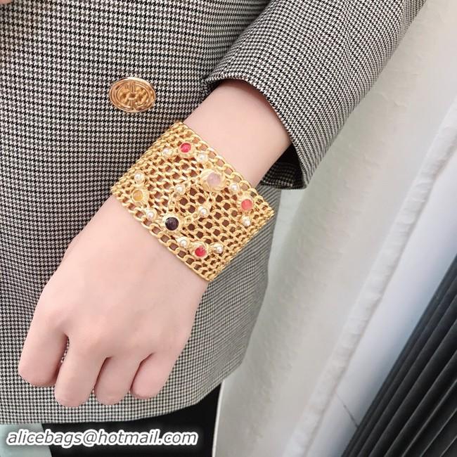 Fashion Chanel Bracelet CE2056