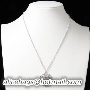 Feminine Chanel Necklace CE2123