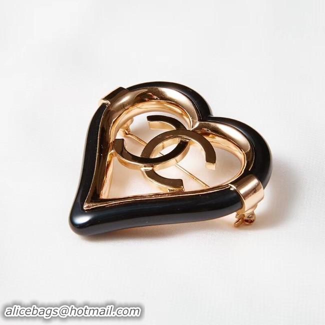 Practical Chanel Brooch CE2141