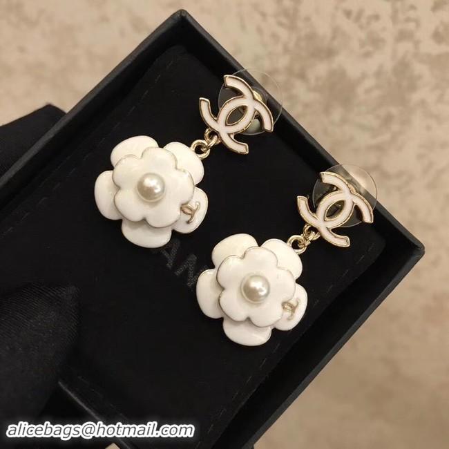 Good Looking Chanel Earrings CE2240