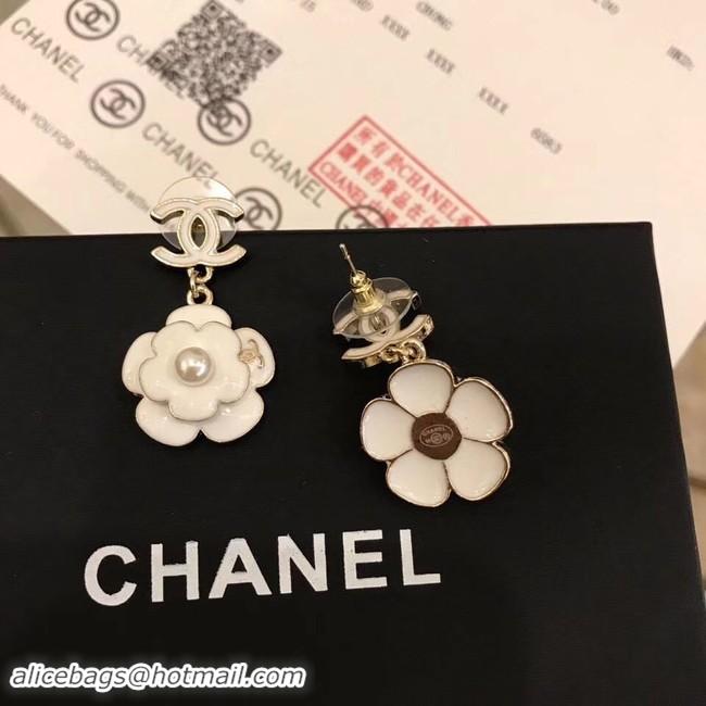 Good Looking Chanel Earrings CE2240