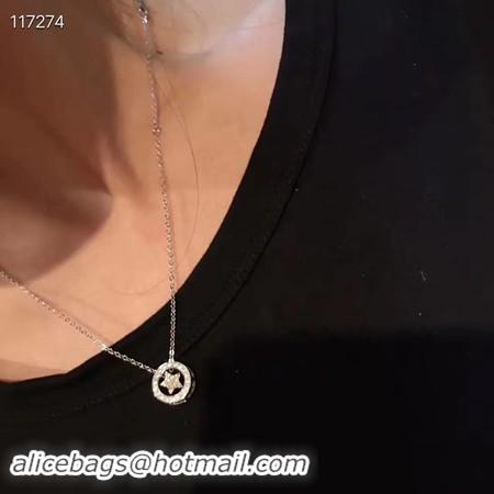 Feminine Chanel Necklace CE3532