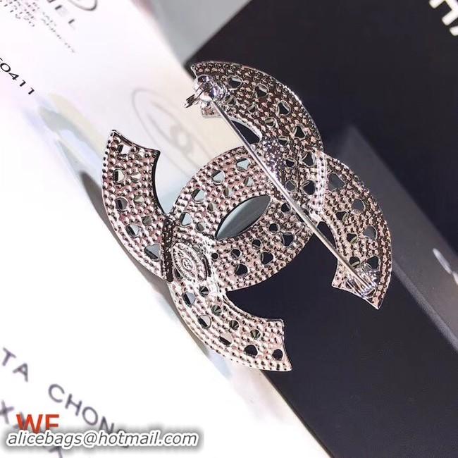 Cheap Chanel Brooch CE3879