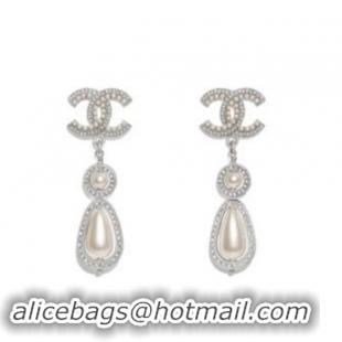 Sophisticated Chanel Earrings CE5231