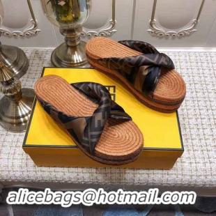 Famous Fendi Fashion Slippers For Women #692871