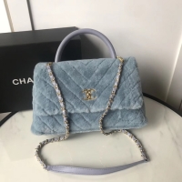 Well Crafted Chanel flap bag with top handle A92991 light blue