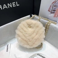 Top Qualiyt Chanel Wool sheepskin & Gold-Tone Metal AP0366 white