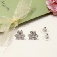 Discount Van Cleef & Arpels Earrings CE4087