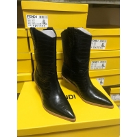 Good Quality Fendi Fashion Boots For Women #715353