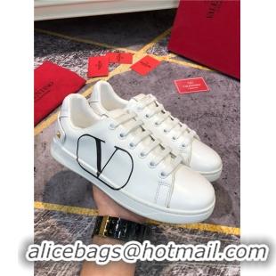 Discount Design Valentino Casual shoes #733122